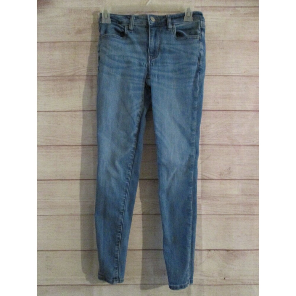 American Eagle Next level Stretch Jogging Crop Jean Women's size 2  Jeans Denim